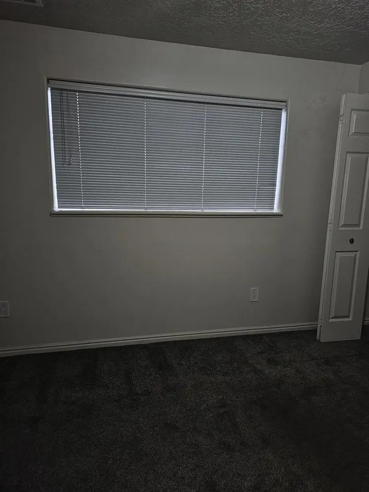 Room for rent Male only