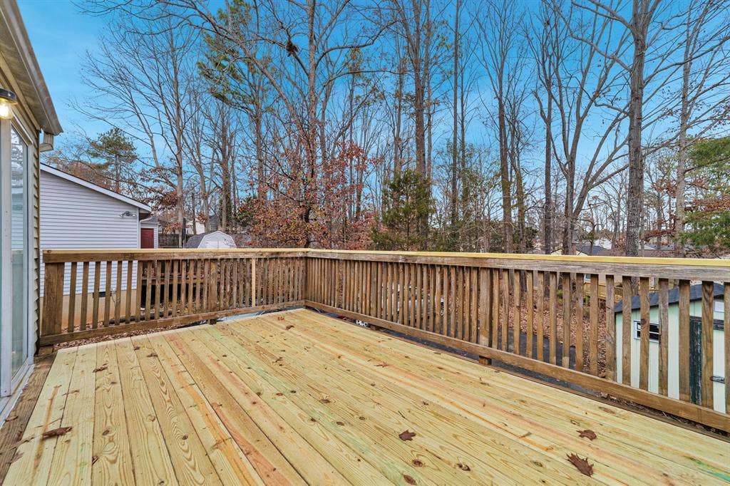 5 BR in Chesterfield