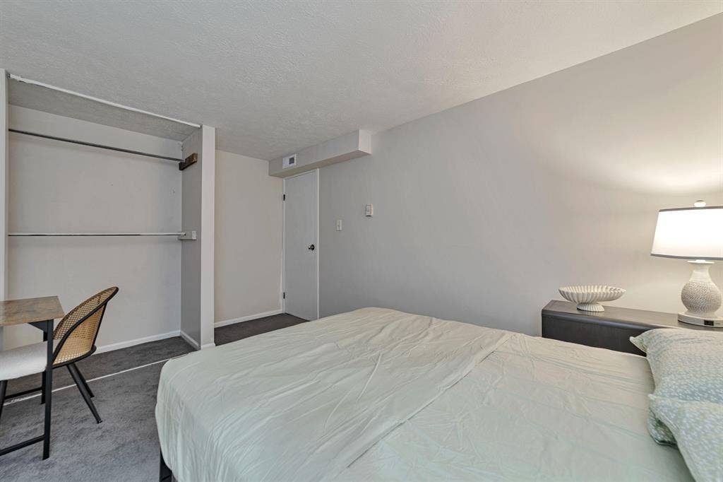 5 BR in Chesterfield