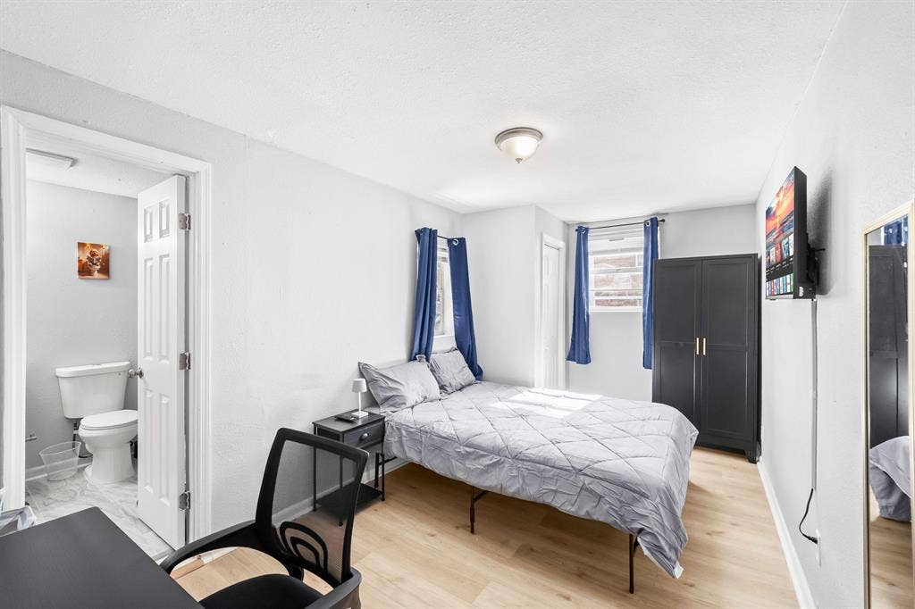 5 BR in Jacksonville