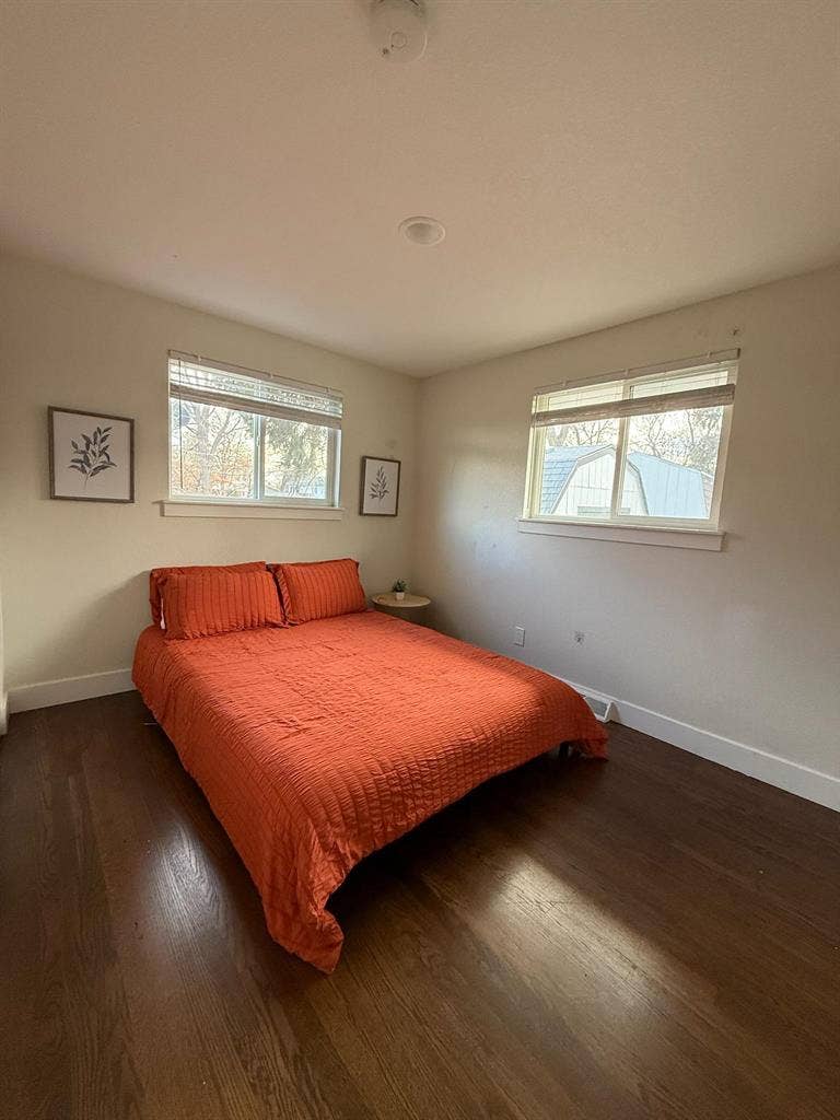 2 BR in Westminster