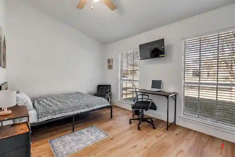 11 BR in Dallas