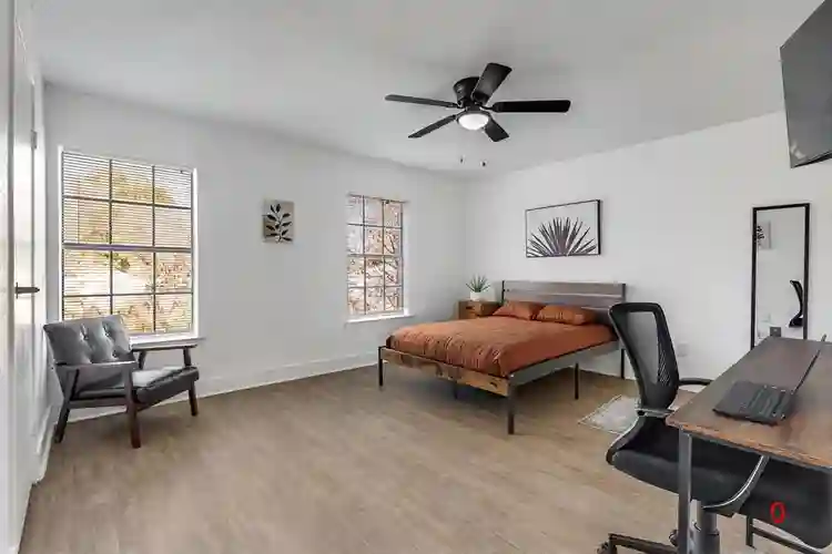 11 BR in Dallas