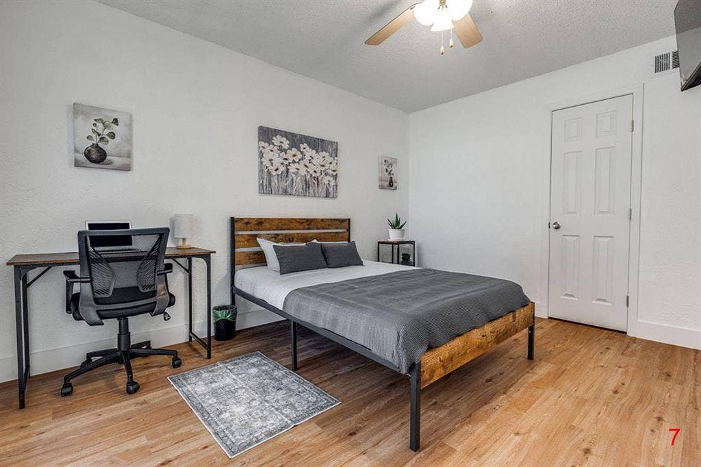 11 BR in Dallas