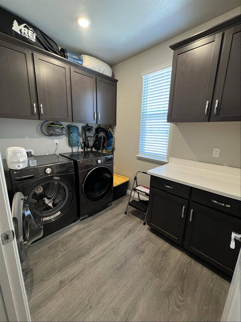 Gorgeous Master Bed w/ Private Bath