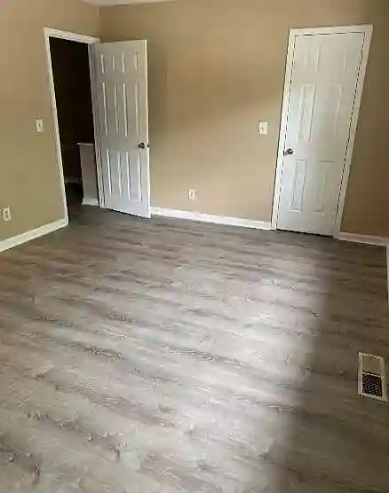 2 BR in Lawrenceville