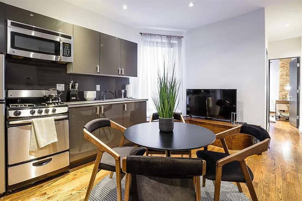 🌟Modern Furnished Room in UES🌟