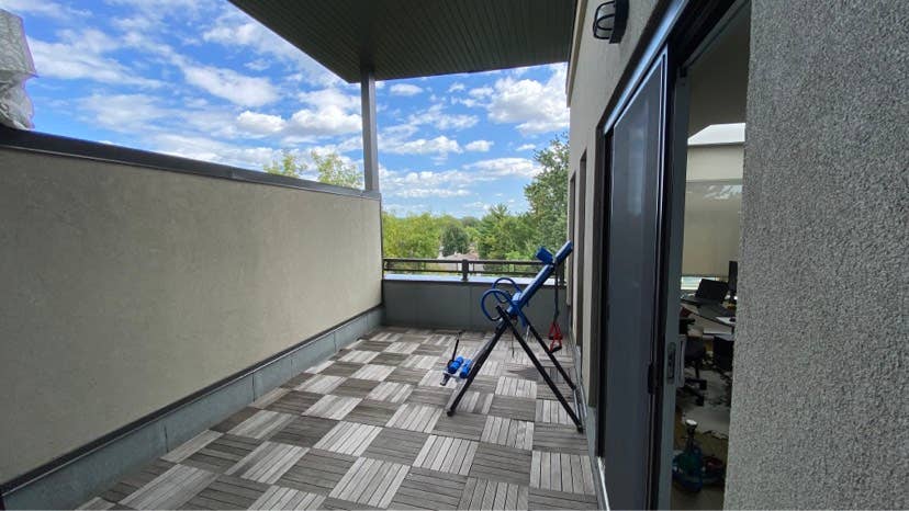 Chambre à Louer 
Room to rent