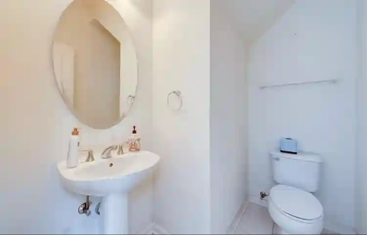 Perfect & Quiet Furnished home.