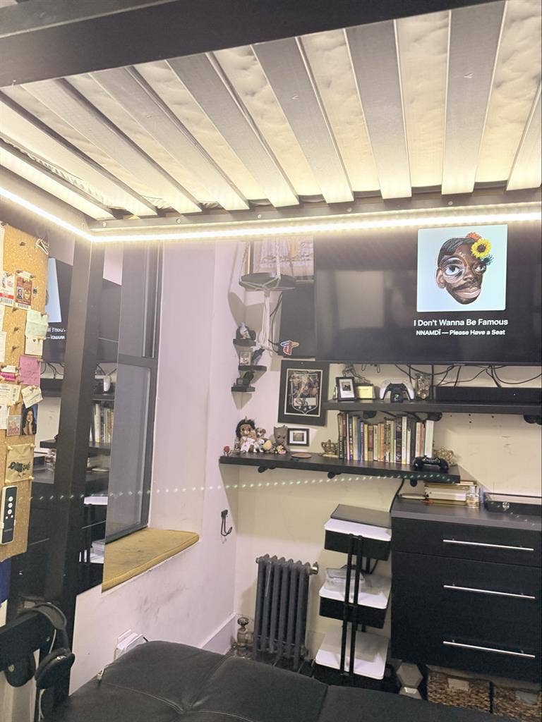 Fully Furnished Room for Sublet