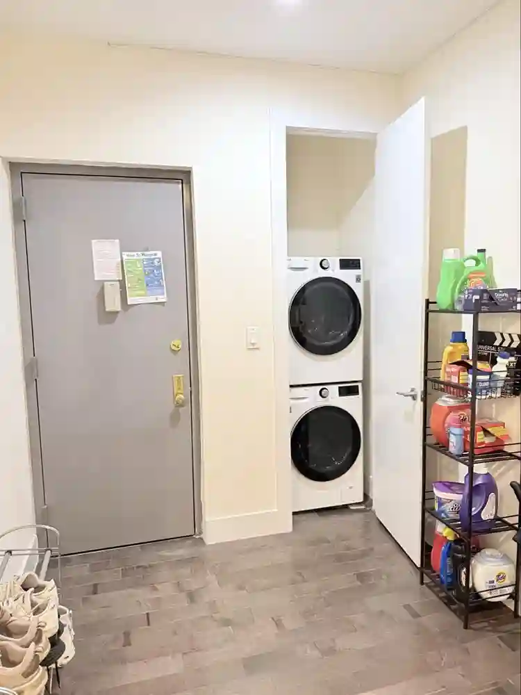 Fully Furnished Room for Sublet