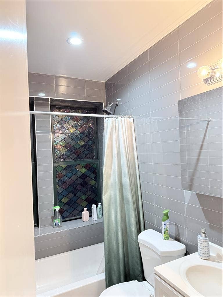 Fully Furnished Room for Sublet