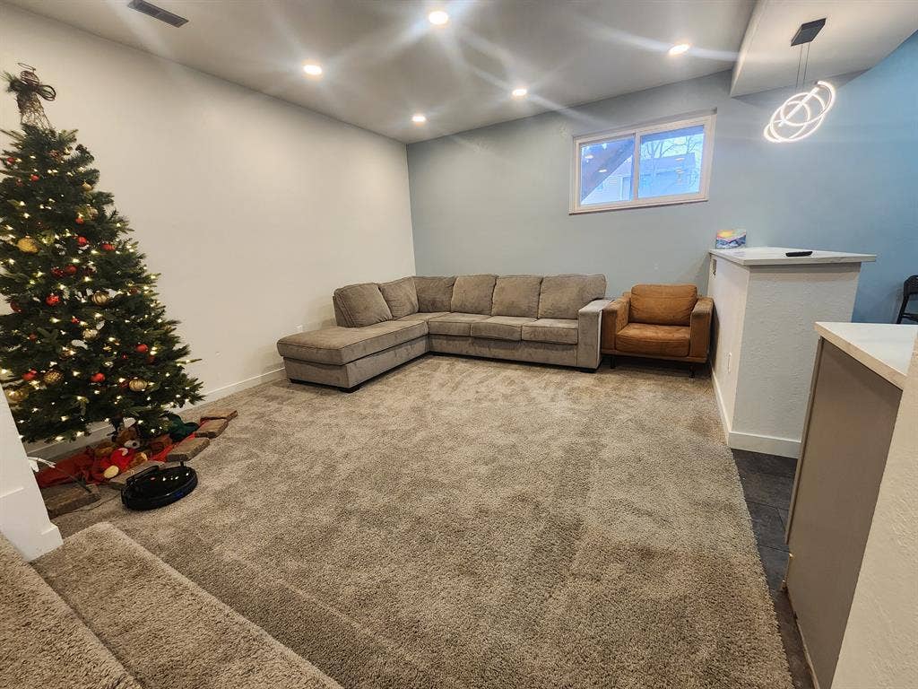 Private Room +separate living space