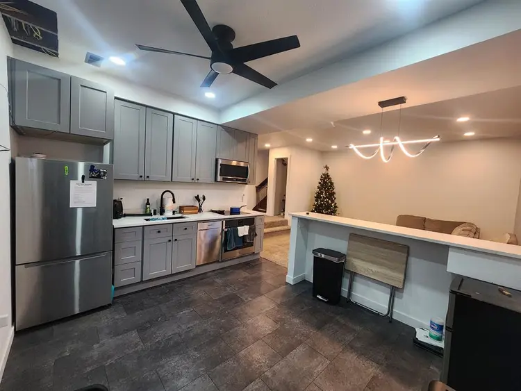 Private Room +separate living space