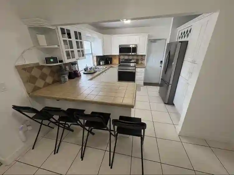 Habitacion amueblada SW Miami
