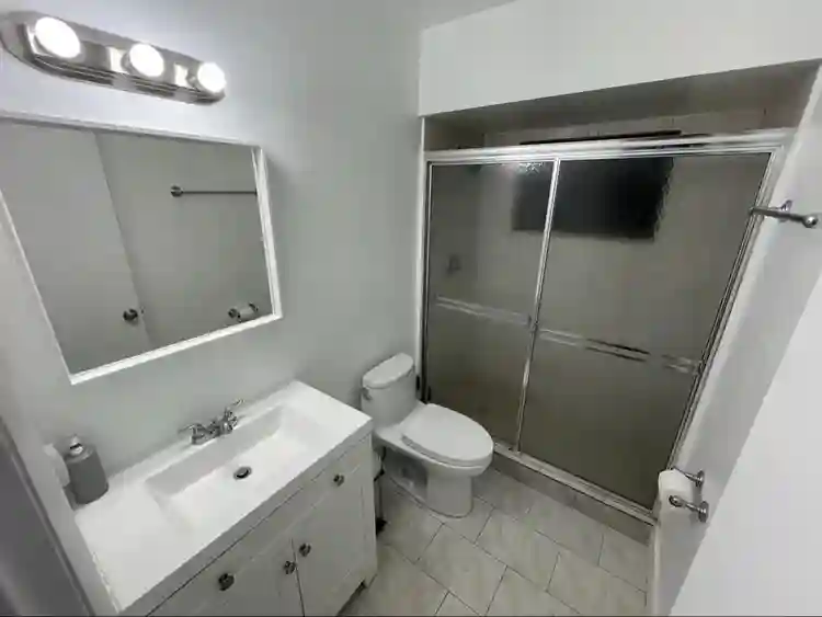 Habitacion amueblada SW Miami