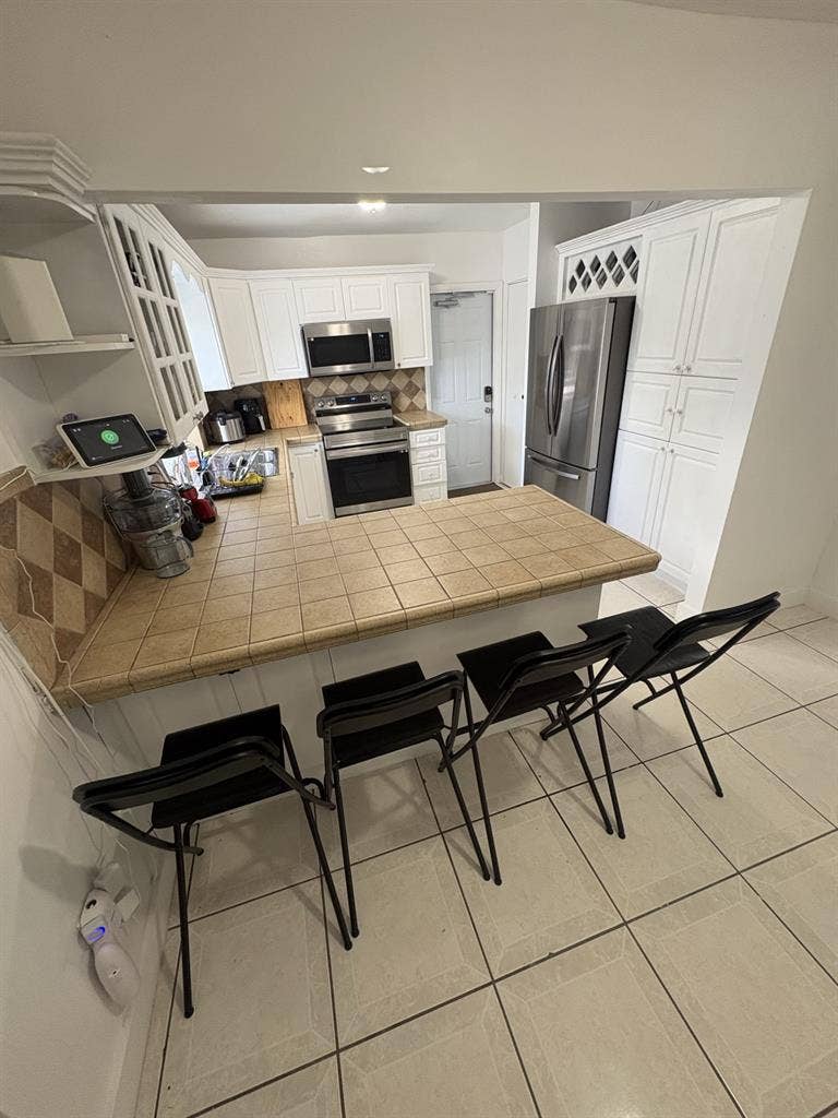 Habitacion amueblada SW Miami