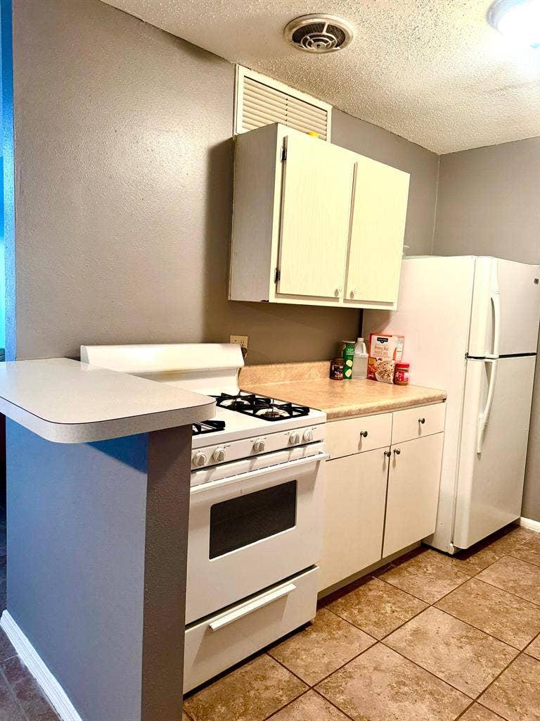 Urgeng move in available