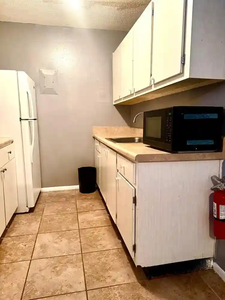 Urgeng move in available