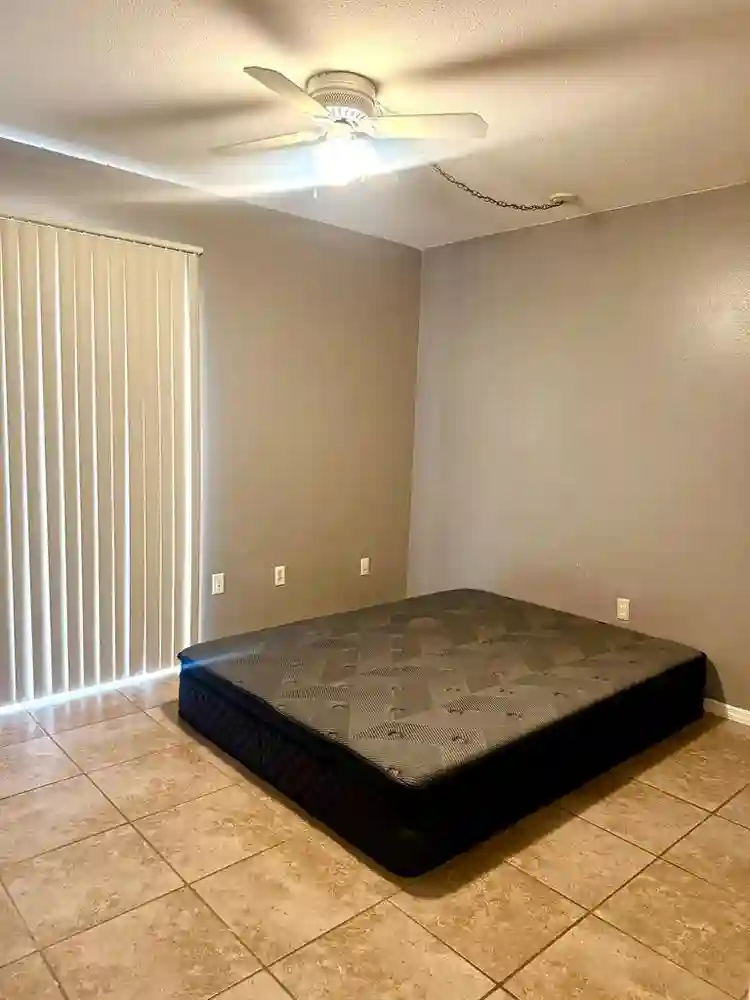 Urgeng move in available