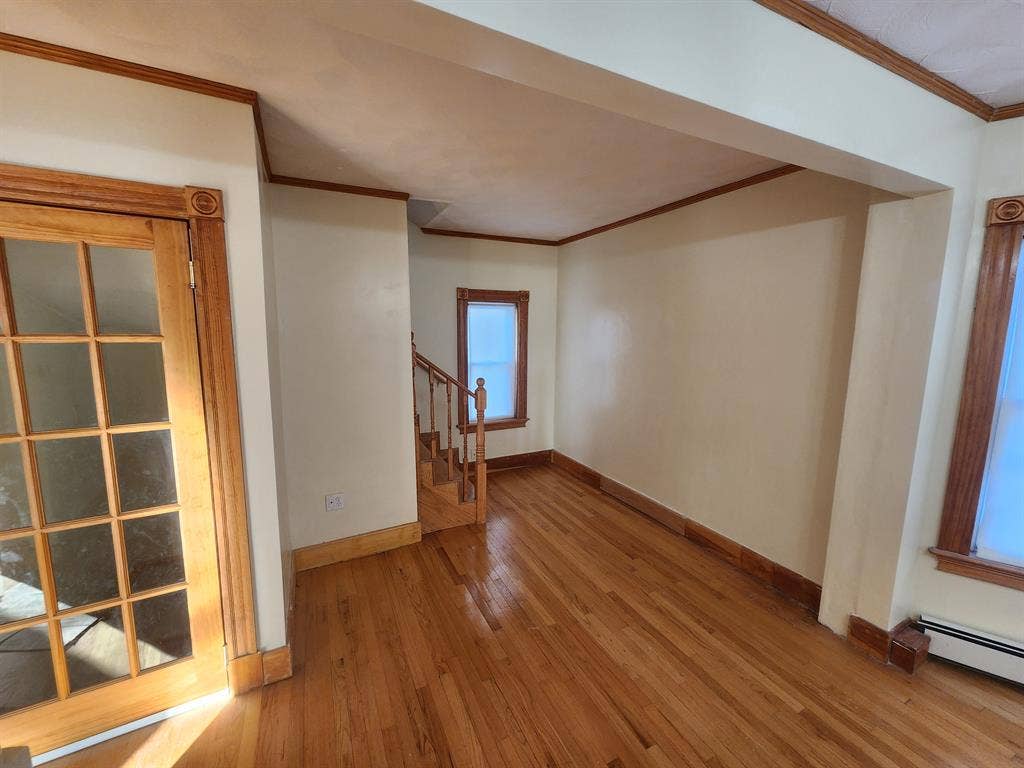 Unfurnished Room Available!