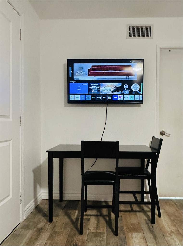 Primary Bedroom w/ Private Entrance