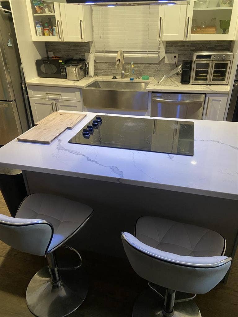 Peaceful Cozy Venetian Hills