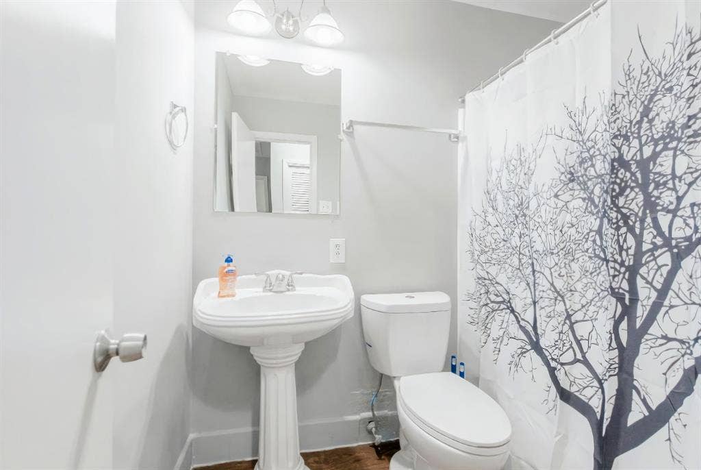 5 BR in Stone Mountain