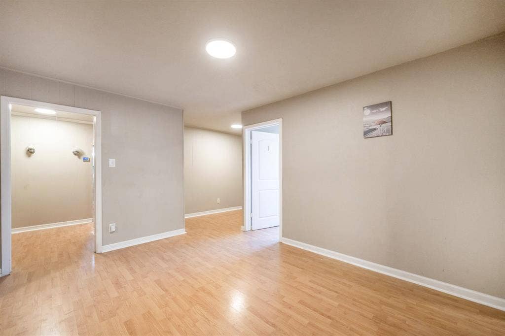 8 BR in Houston