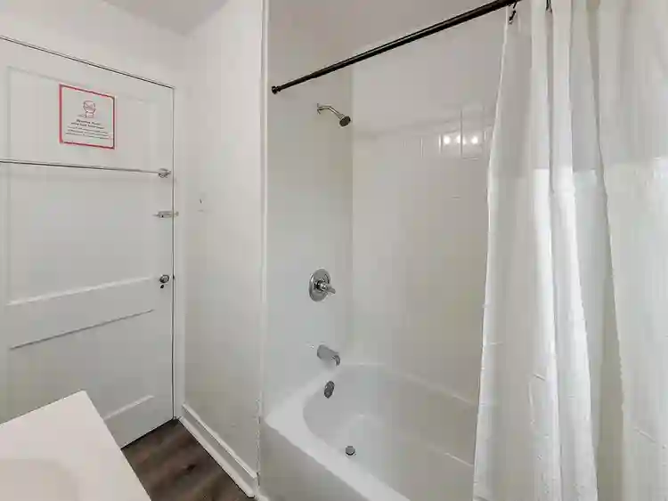 6 BR in St. Petersburg