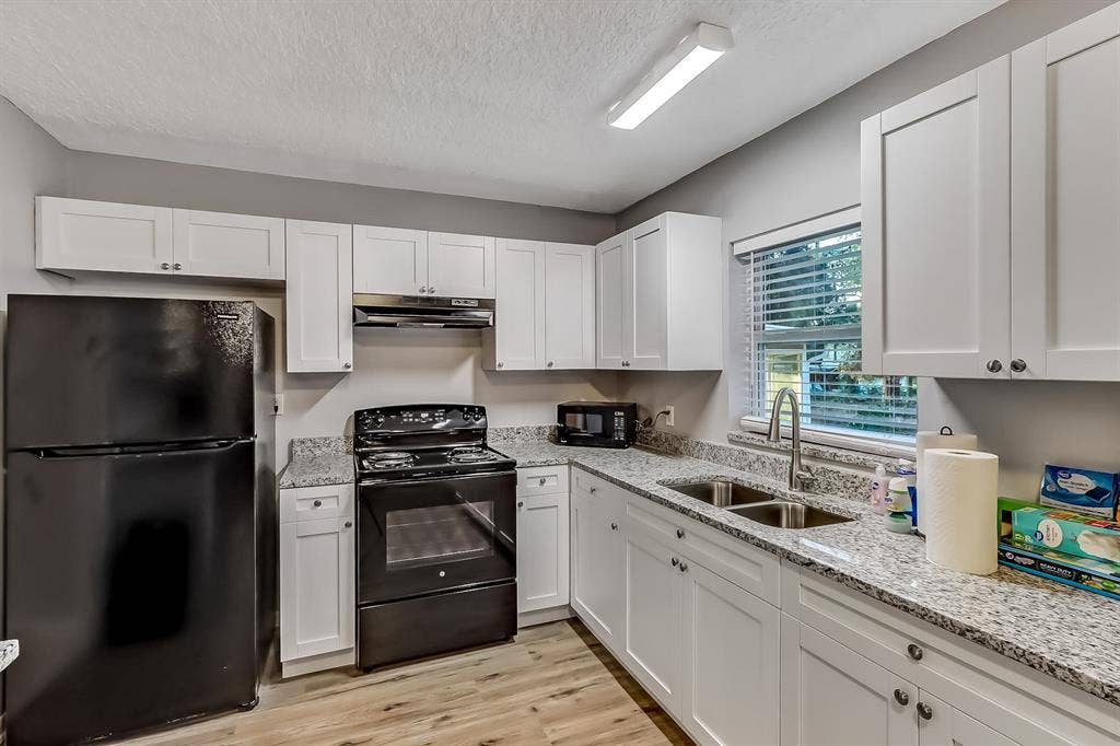 10 BR in Jacksonville