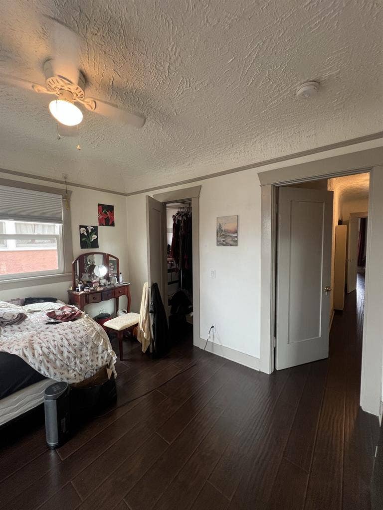 Private room for rent