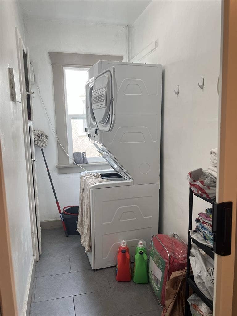 Private room for rent