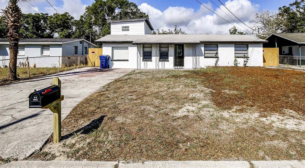 6 BR in Tampa