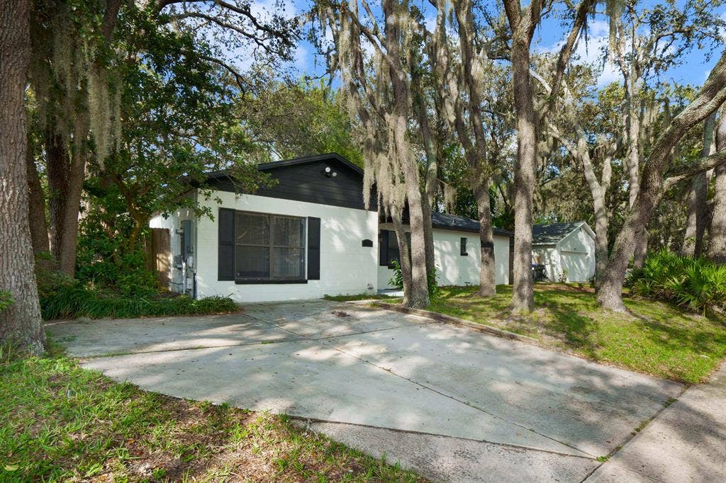 5 BR in Orlando