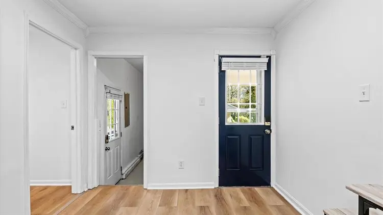 6 BR in Richmond