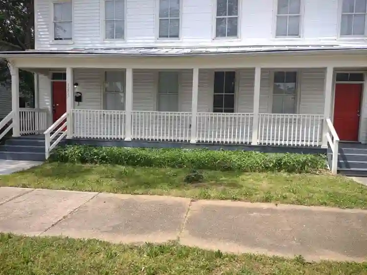 8 BR in Petersburg
