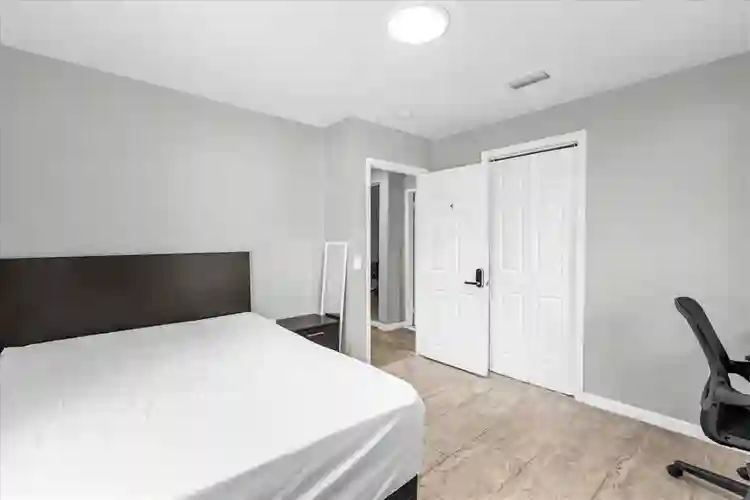 5 BR in Orlando