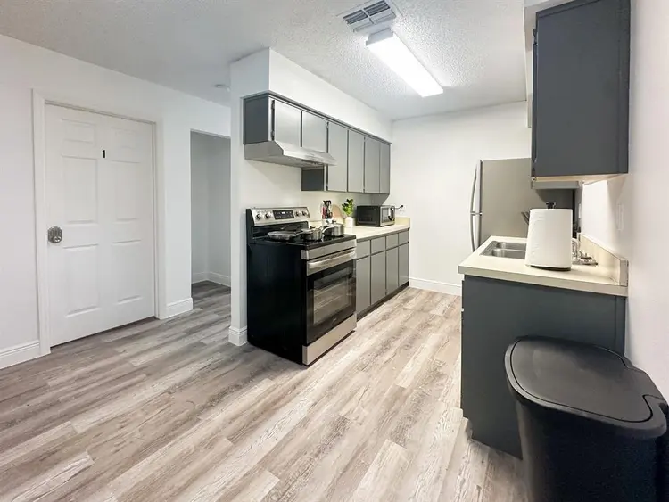 2 BR in Clearwater