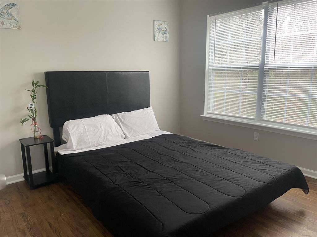 4 BR in Atlanta