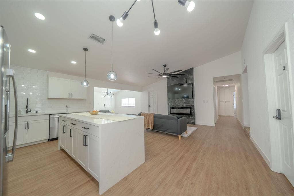 2 BR in Las Vegas
