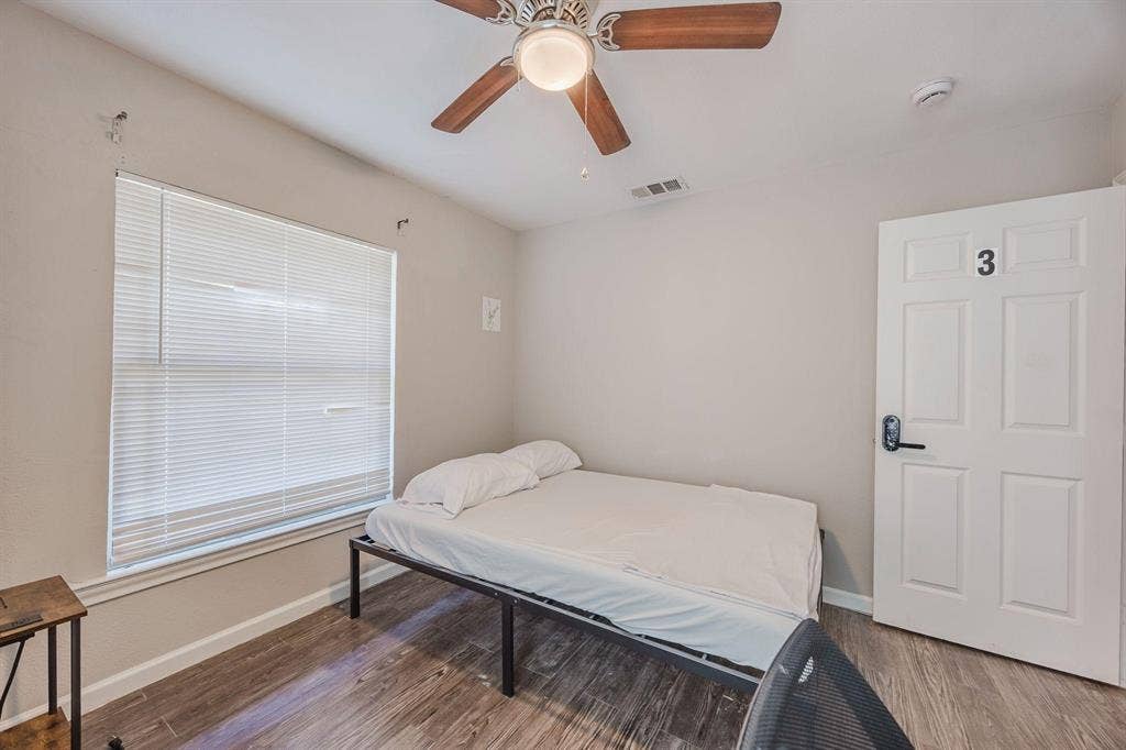 5 BR in Dallas