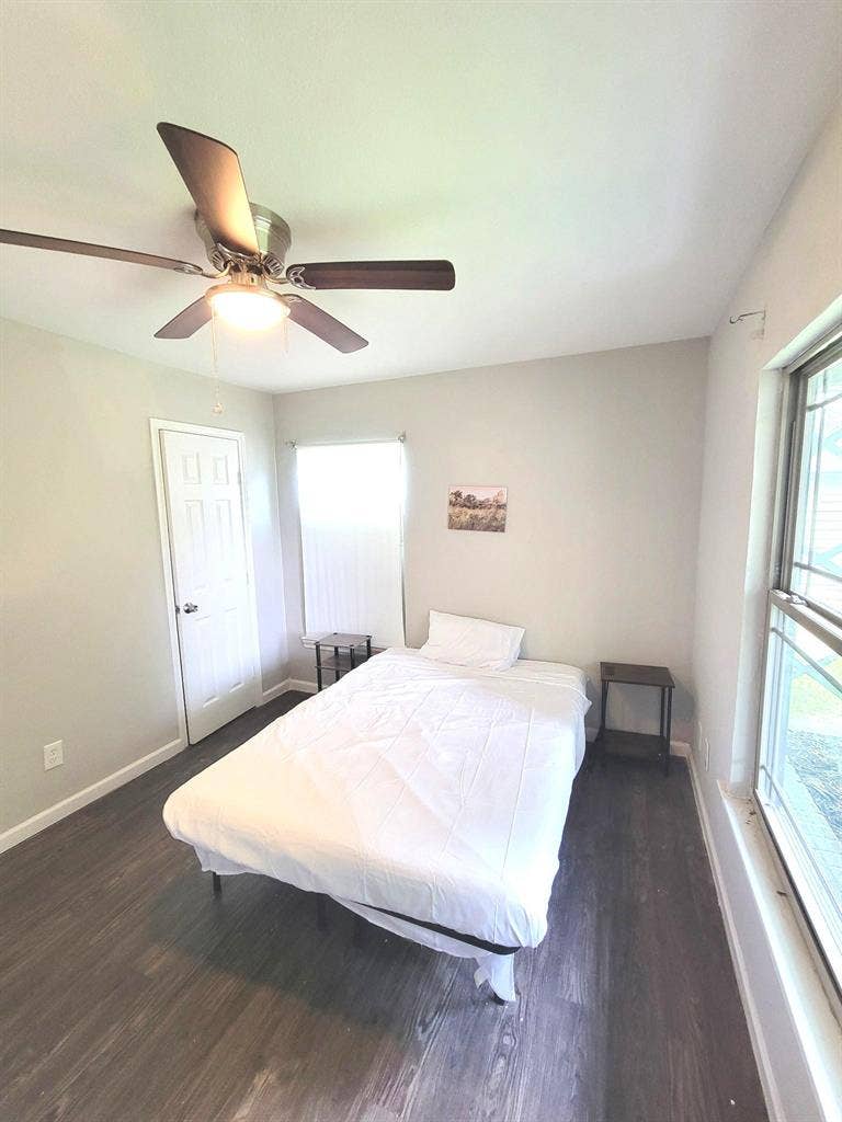 5 BR in Dallas