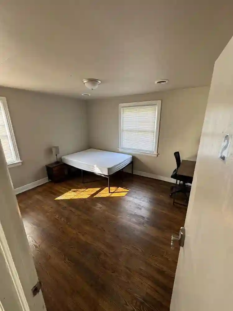 3 BR in Richmond
