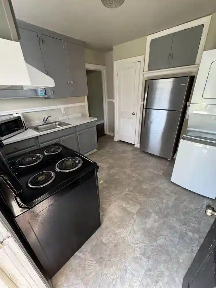 3 BR in Richmond