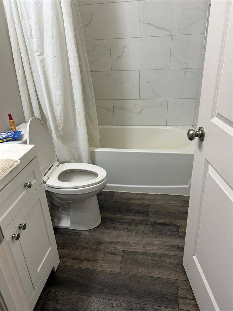 Looking for roommate.