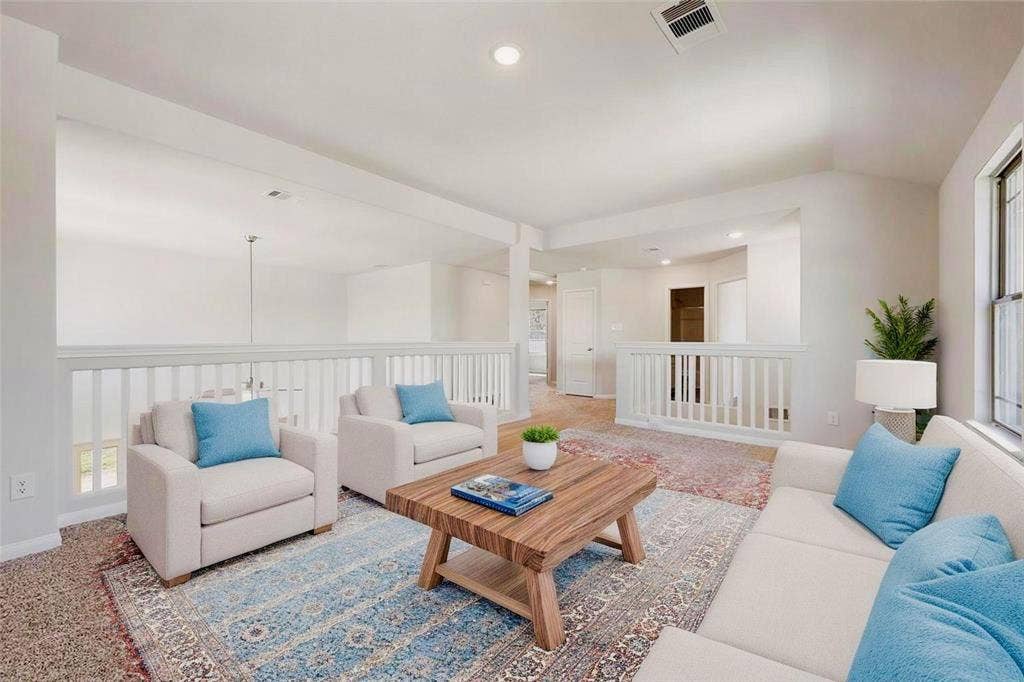 4 BR in Dayton