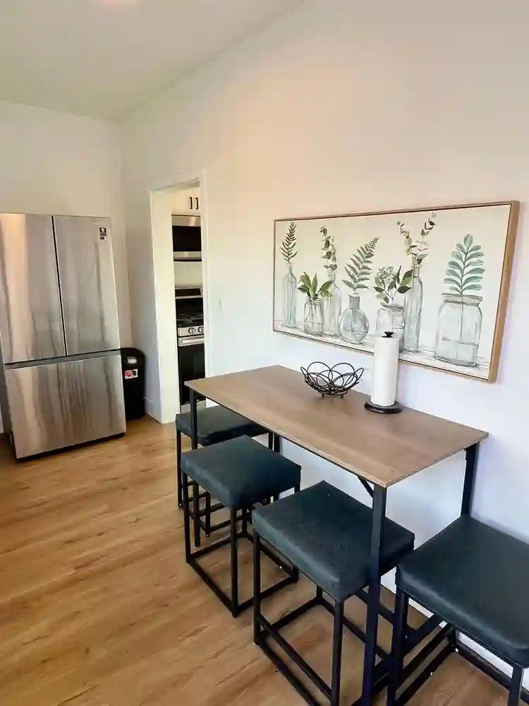 5 BR in Long Beach
