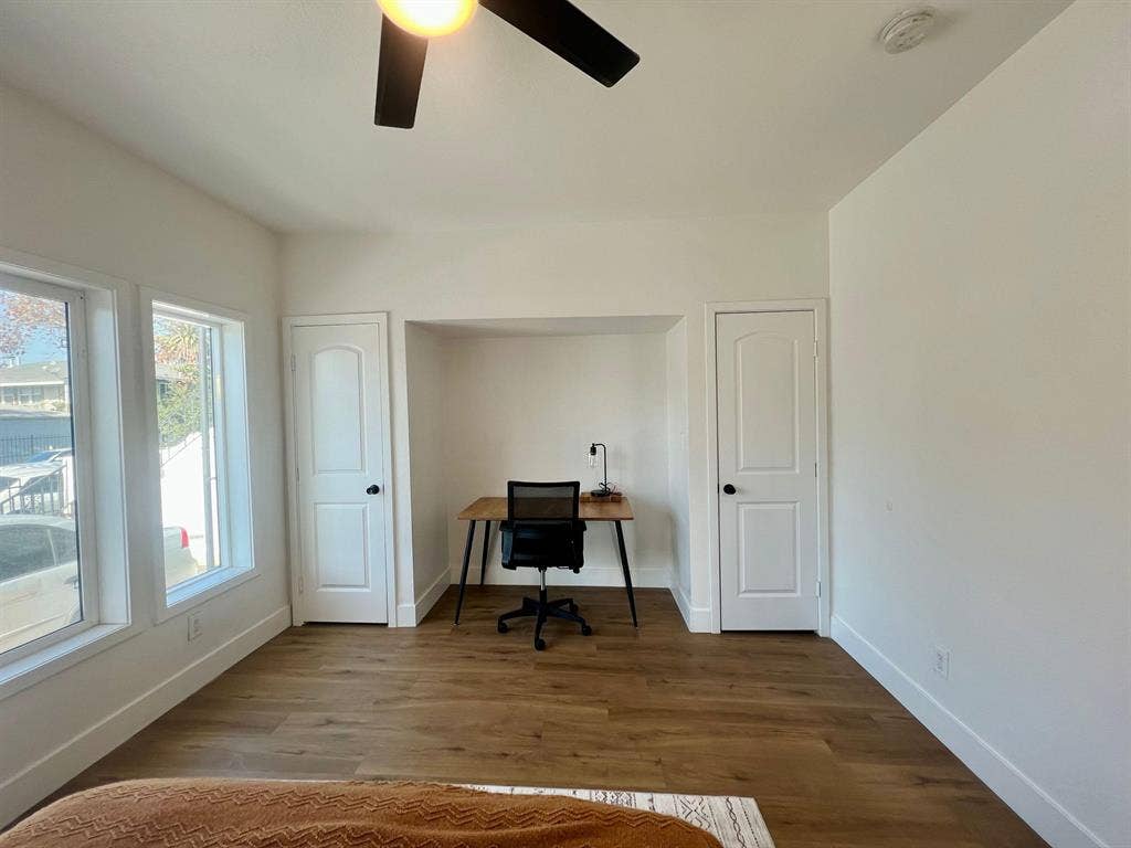 5 BR in Long Beach
