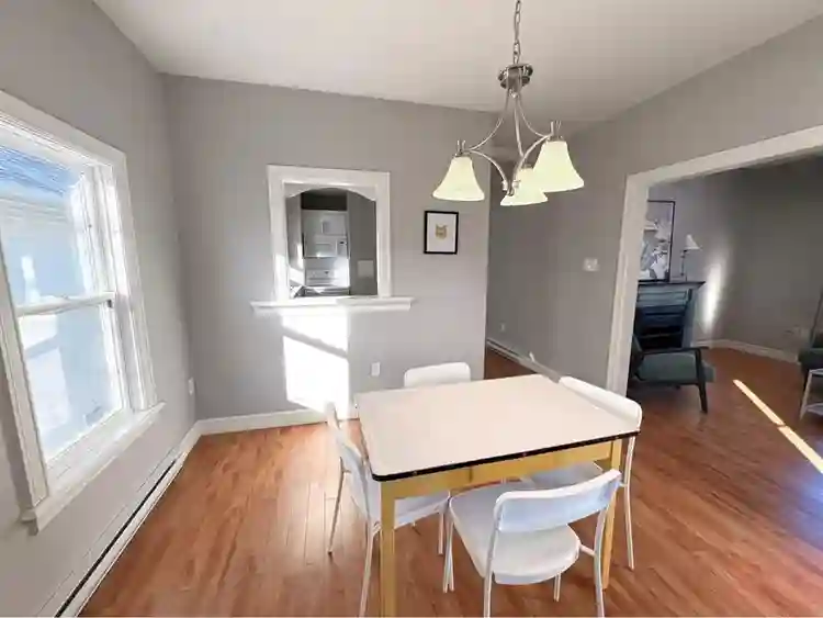 3 bedroom apartment - Jan to June